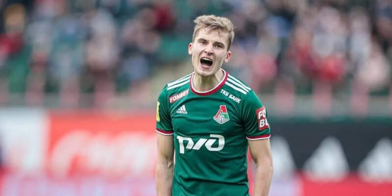 Максим Петров