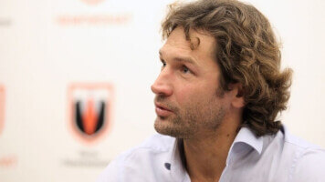 Дмитрий Сенников, Лукас Вера