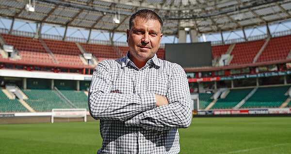 Евгений Харлачев