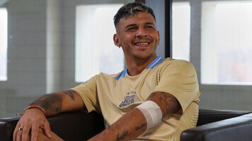 Лукас Вера, Михаил Галактионов